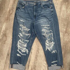 American Eagle Mom Jeans